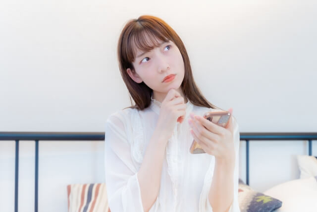 購入に悩む消費者