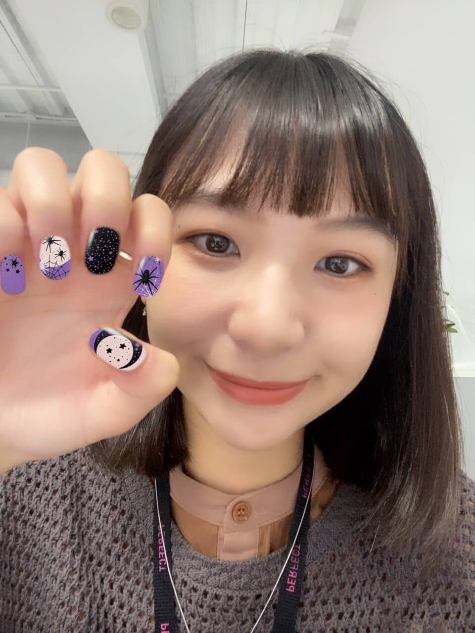 前鏡頭美甲自拍