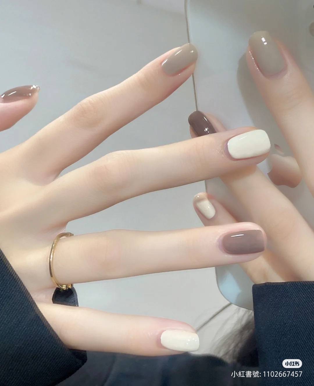 咖啡色跳色美甲#氣質顯白巧克力