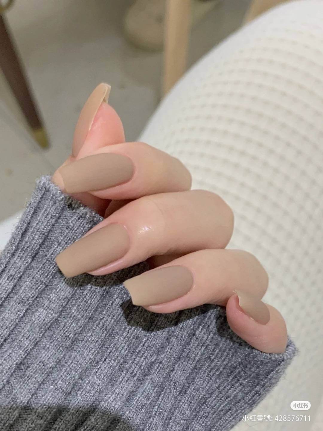 霧面奶茶美甲