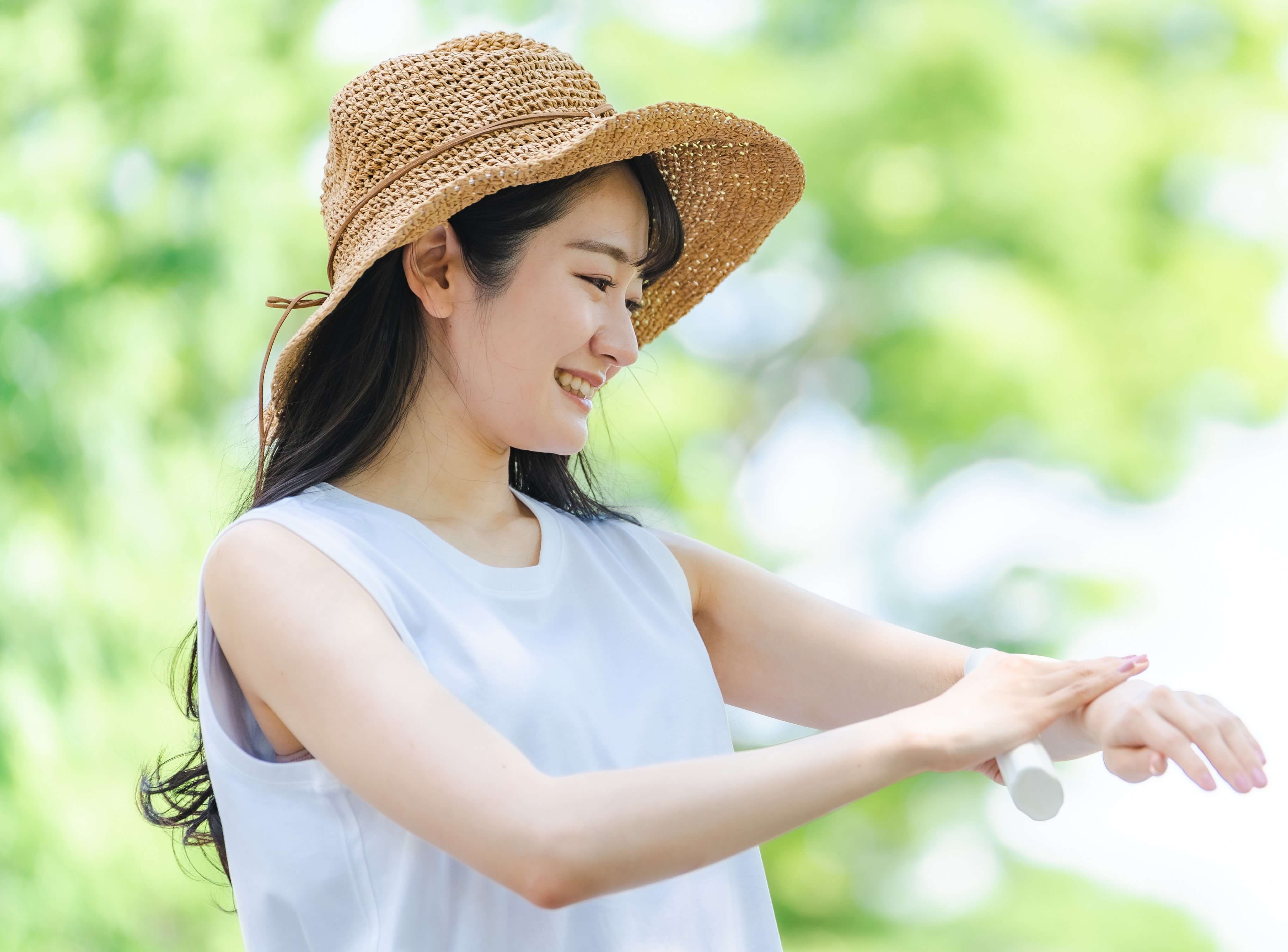 手が黒くなる原因は？