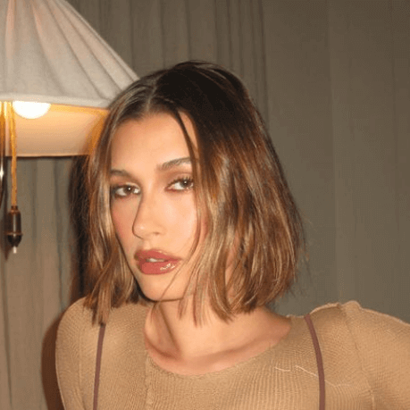 tendance coiffure printemps-été 2024 : carré court