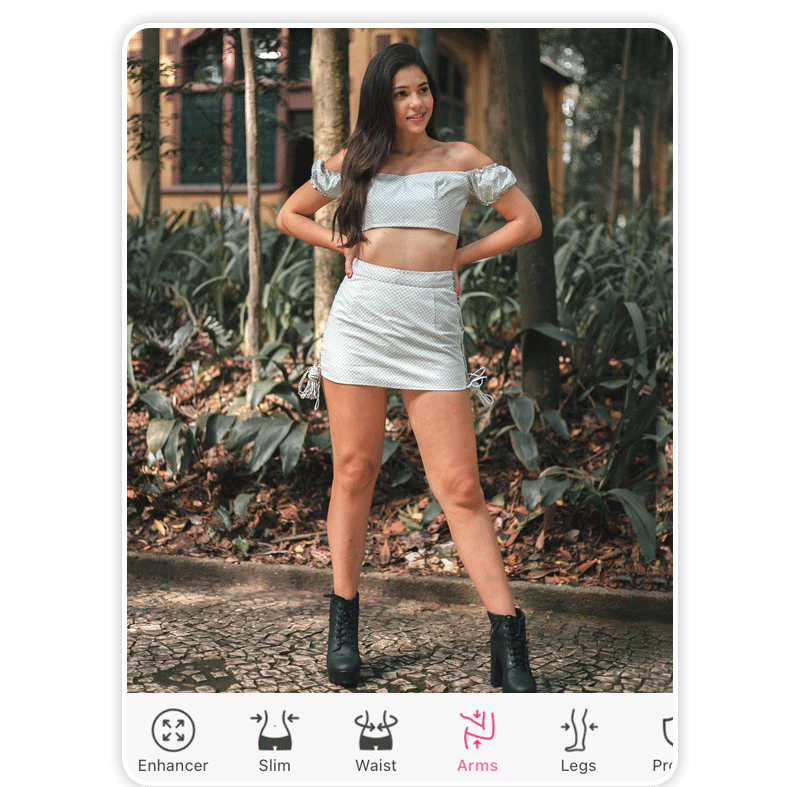 Edite o corpo inteiro com a ferramenta body editor do YouCam Makeup!