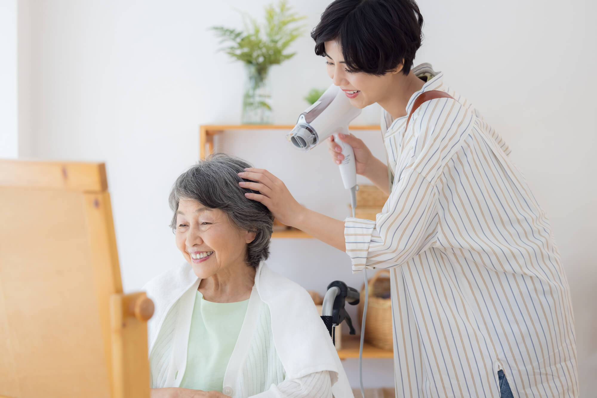 60 歲媽媽髮型怎麼挑？