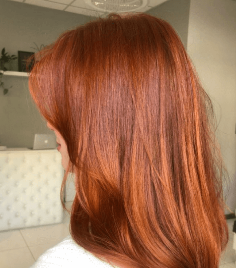 Tendance couleur cheveux 2025 #1. Roux Cuivré