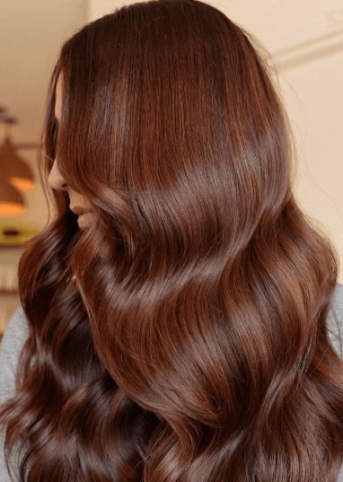 Tendance couleur cheveux 2025 #4. Mocha
