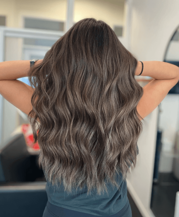 Brun cendré : couleur cheveux automne