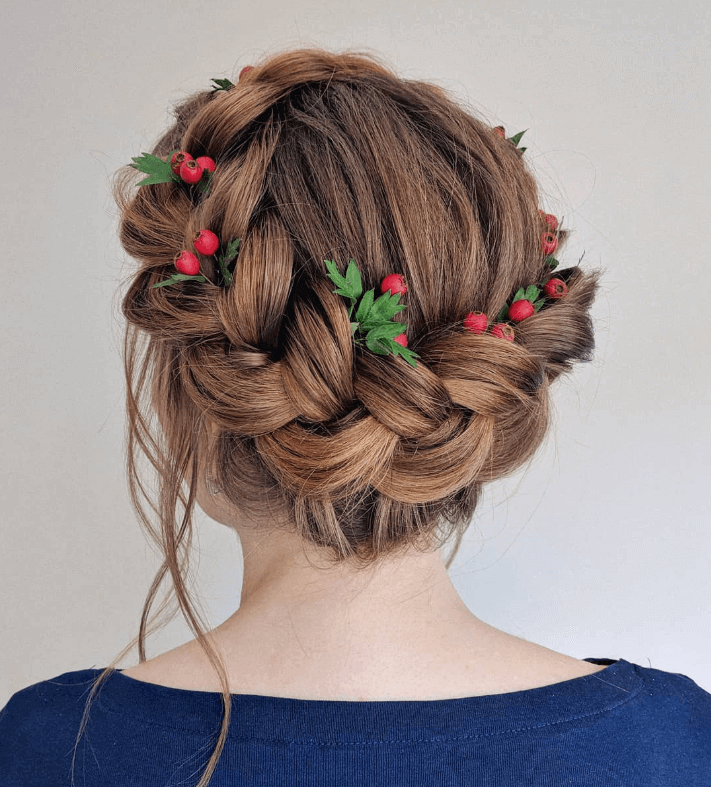 Couronne de tresses : coiffure automne hiver 2023
