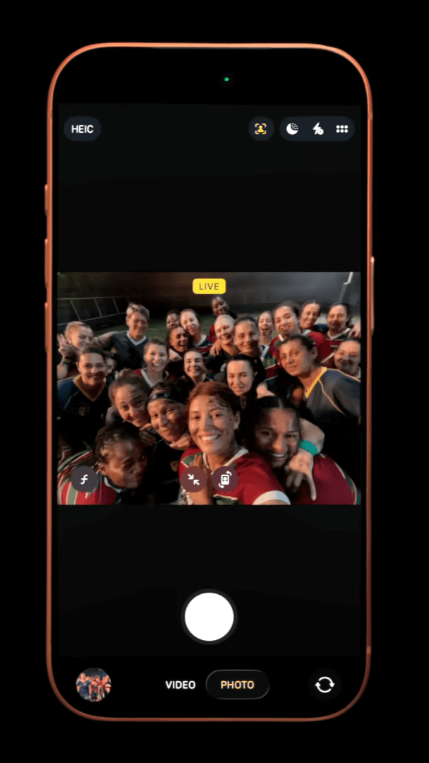 New AI Camera: New Center Stage front camera. Flexible ways to frame your shot. 