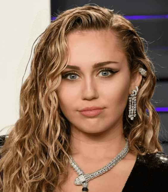 Coupe selon forme visage : visage forme de coeur