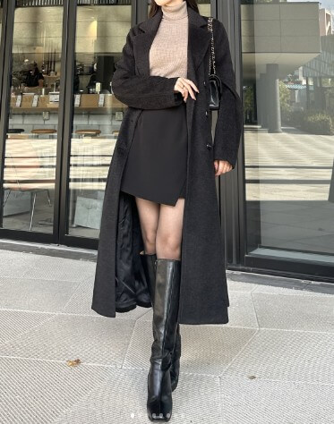 美術館デート服