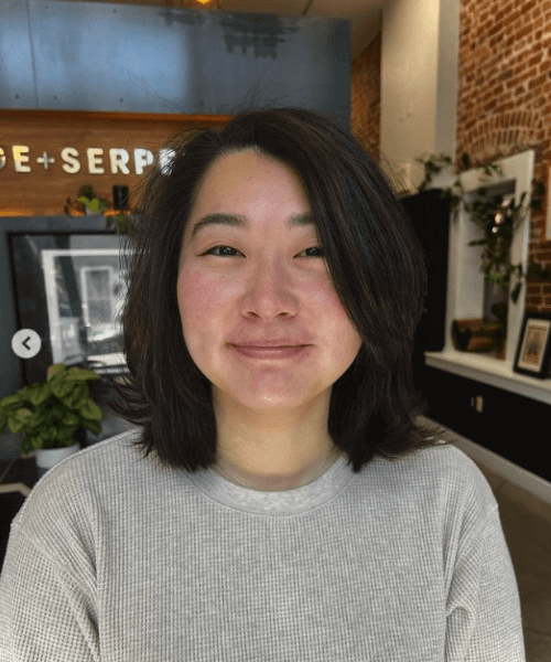 Peinado para cara redonda bob con raya de lado Peinado para cara redonda bob con raya de lado