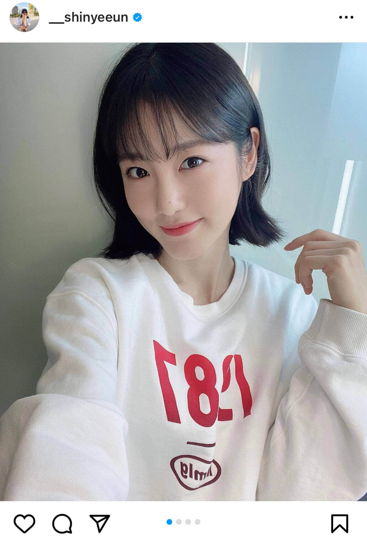 方臉髮型範本:外翹髮 方臉髮型範本:外翹髮