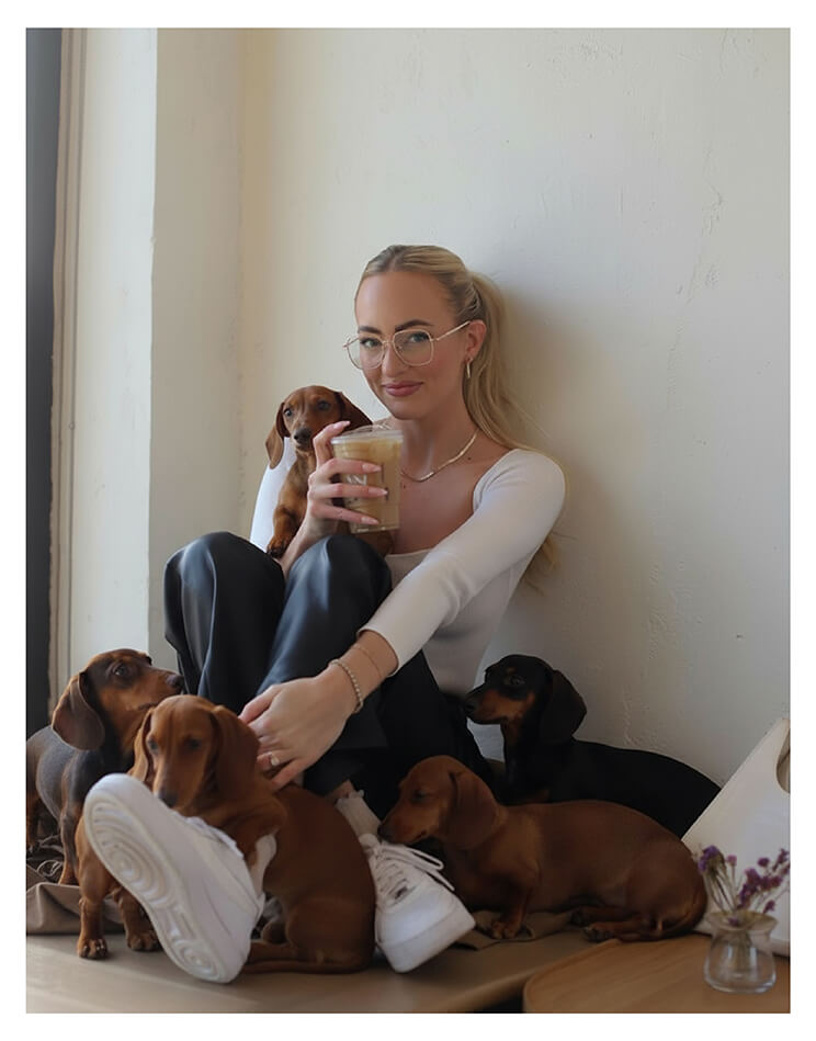 AI Dog Prompt 4: Dachshunds