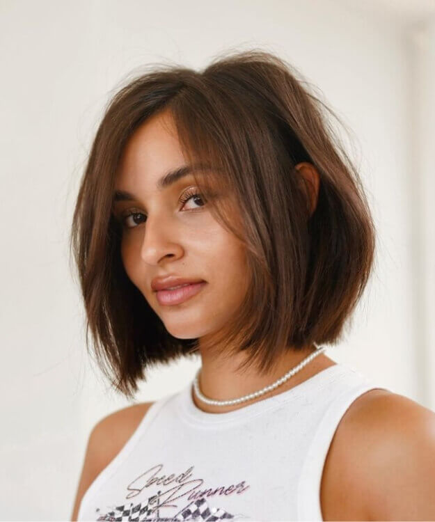 Bob italien : tendance coupe de cheveux carré 2025