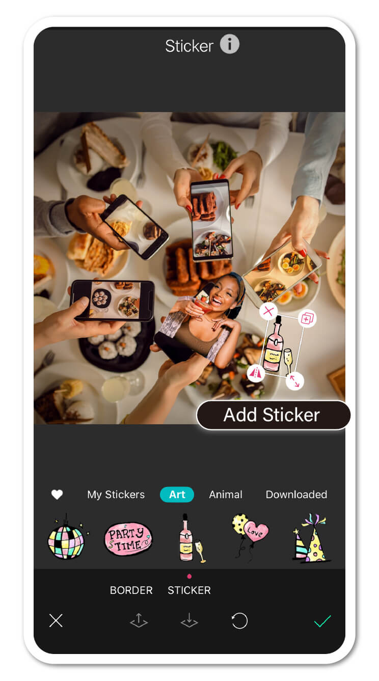 Sticker und Effekte werden mit dem Instagram-Story-Maker YouCam Perfect hinzugefügt.
