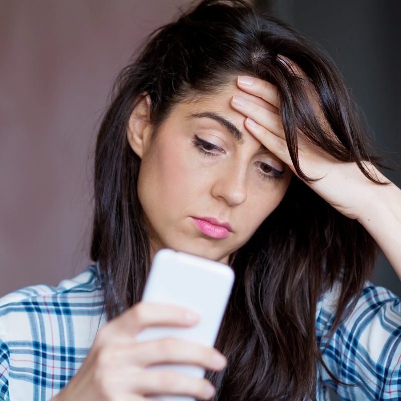 A photo editor to remove blemishes always keeps things natural. Use blemish remover app like YouCam Makeup to enhance your selfies.