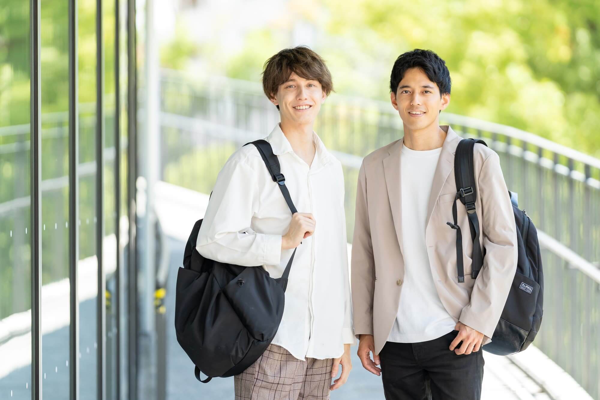 外見が整ったかっこいい男性二人