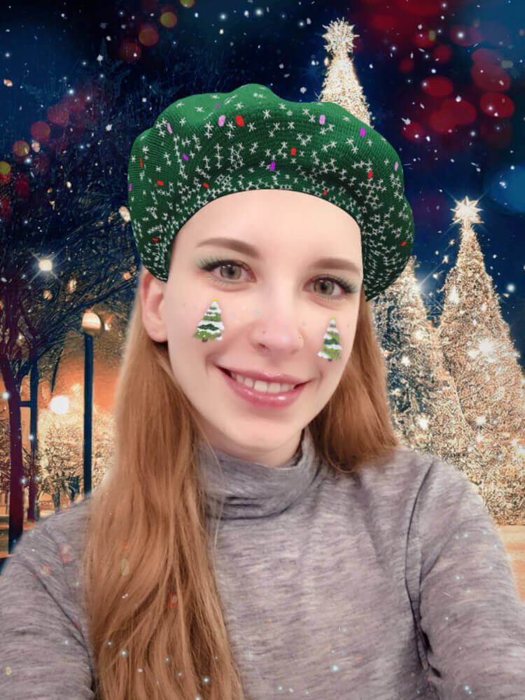Weihnachtsbaum-Filter Dekoriere dich wie ein Weihnachtsbaum, mit Tannenbaum-Makeup und weihnachtlicher Mütze-