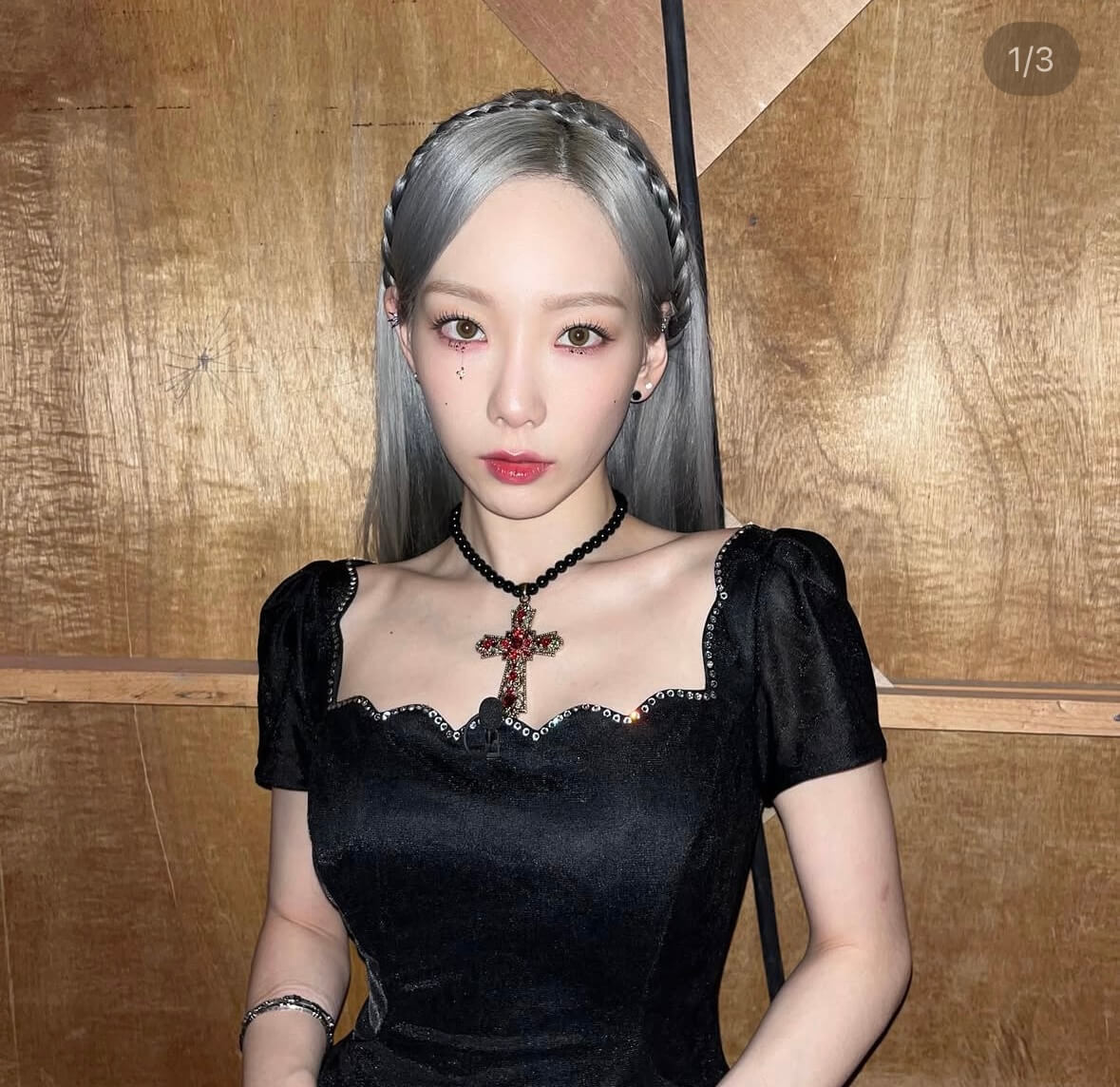 2025染髮顏色-淺灰色 2025染髮顏色-淺灰色