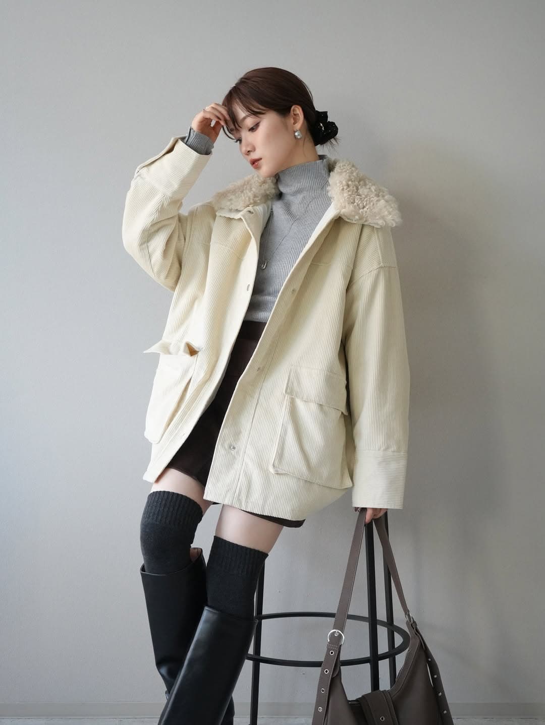 ショッピングデートはカジュアルアウターで快適なコーデ