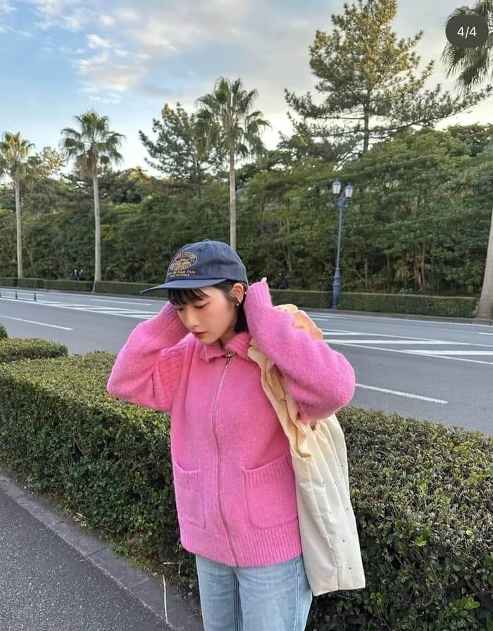 ドライブデート服は動きやすさと見栄えを両立