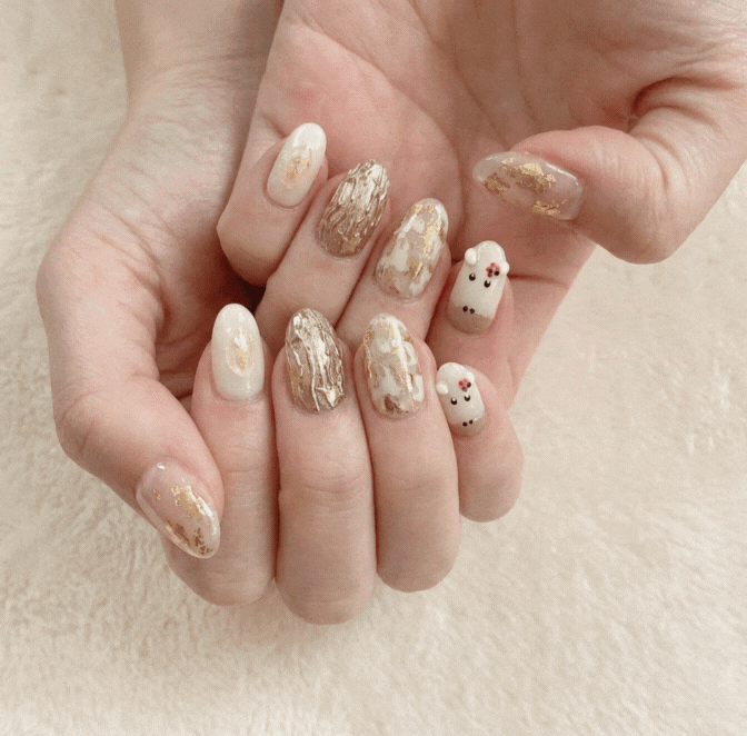 YouCamメイクでネイルシミュレーション