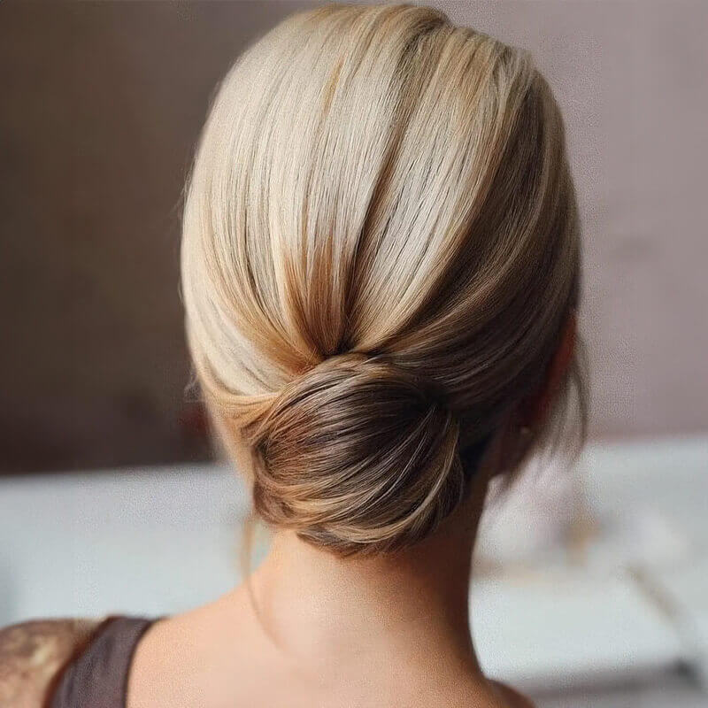Christmas hairstyle: classic low bun