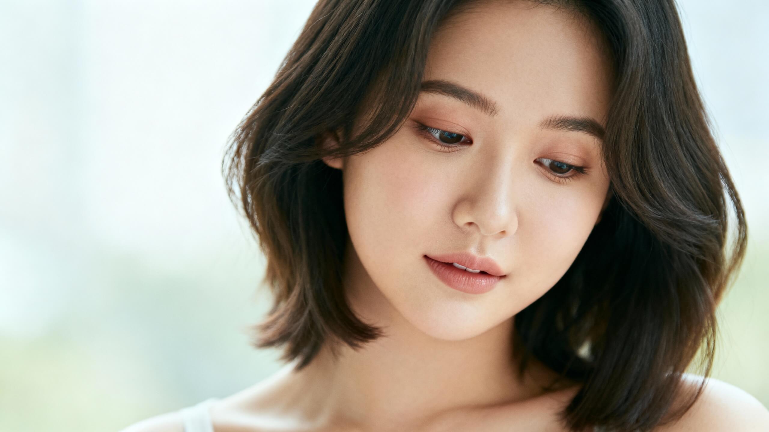 Coupe encadrant le visage pour femme au visage rond