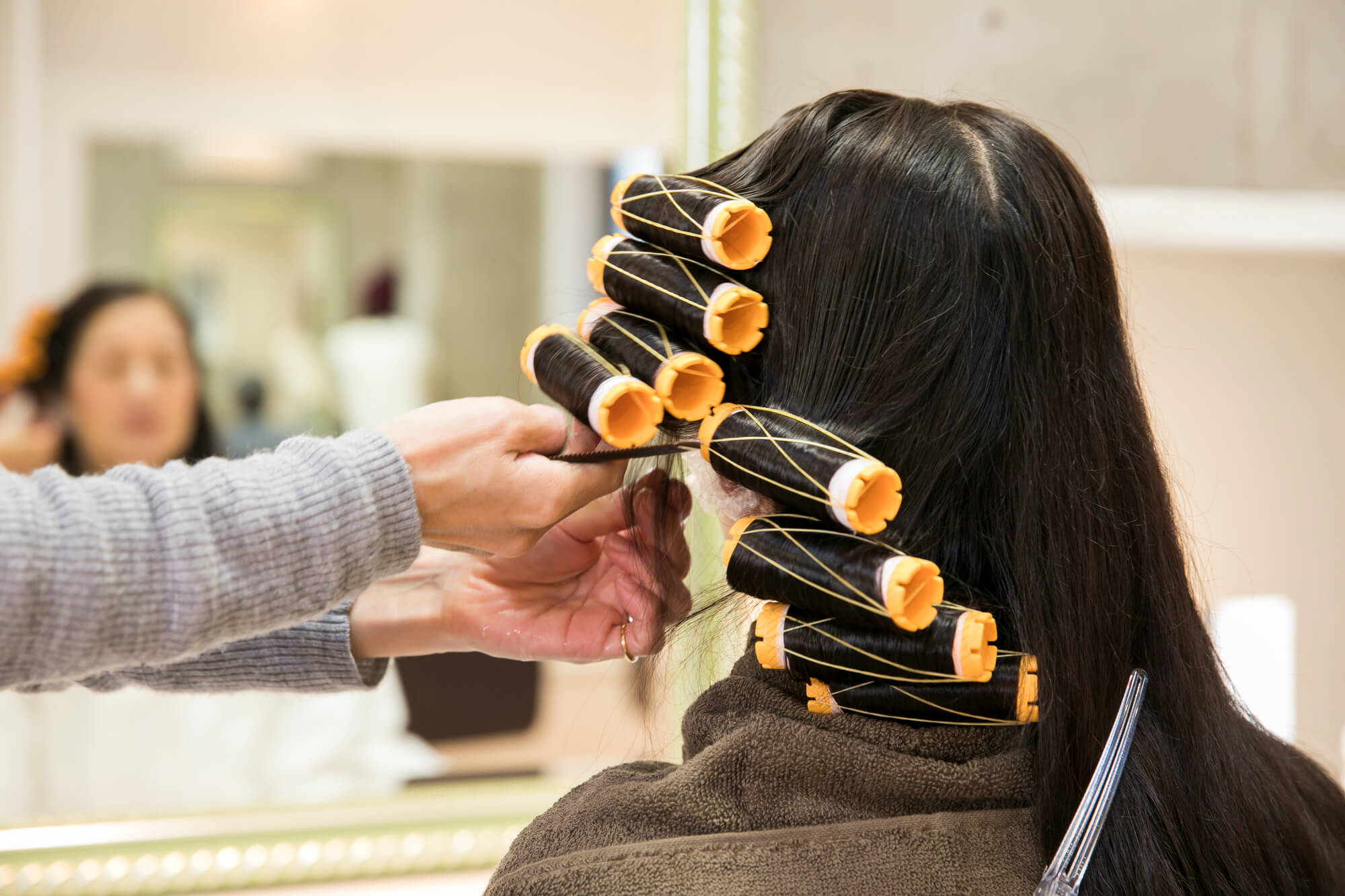 パーマかけるイメージ