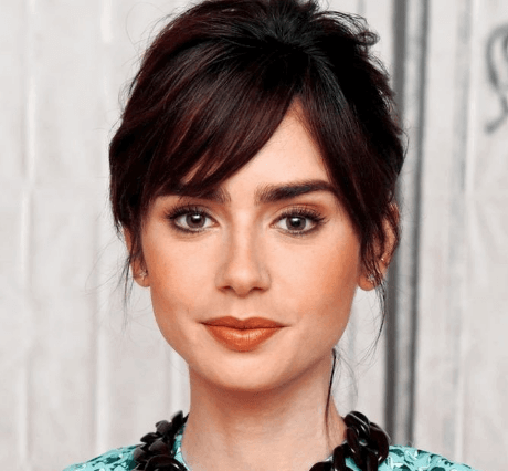 Tendance frange 2026 : la frange de coté