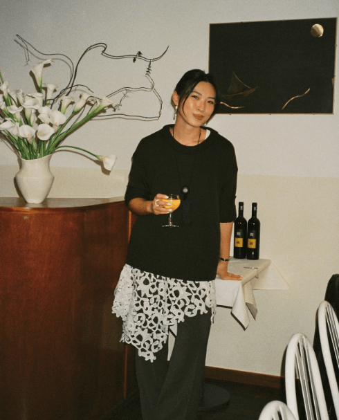 尾牙穿搭:異材質疊穿