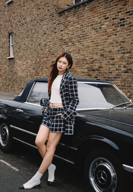 尾牙穿搭:優雅經典小香風