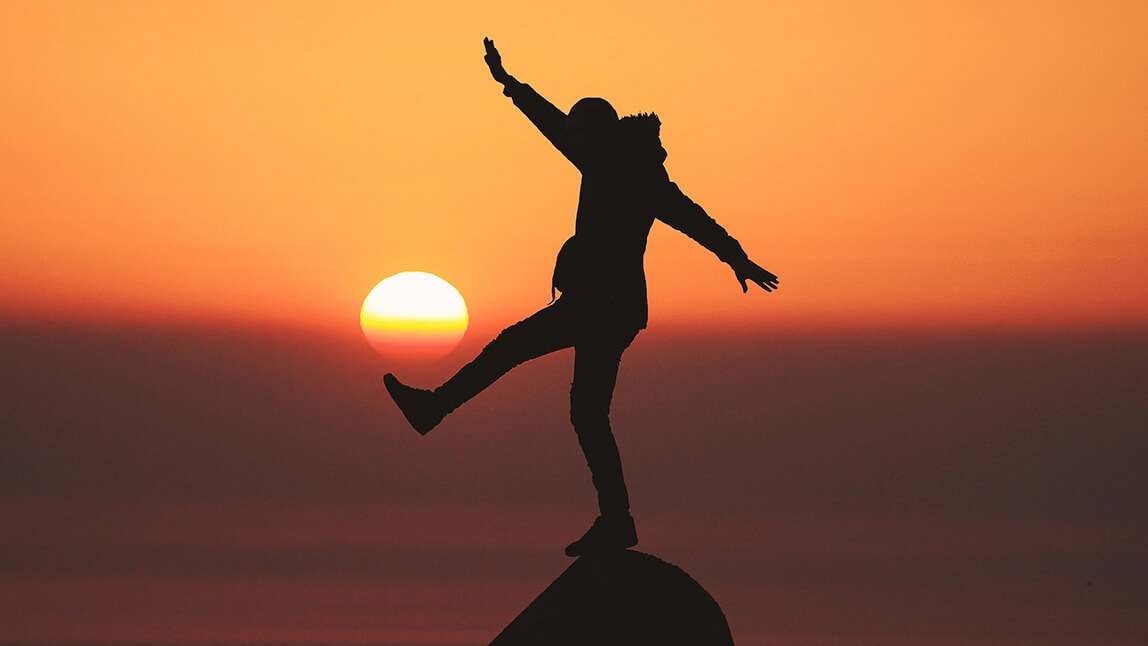How To Turn a Photo Into Silhouette for Free (iPhone & Android)