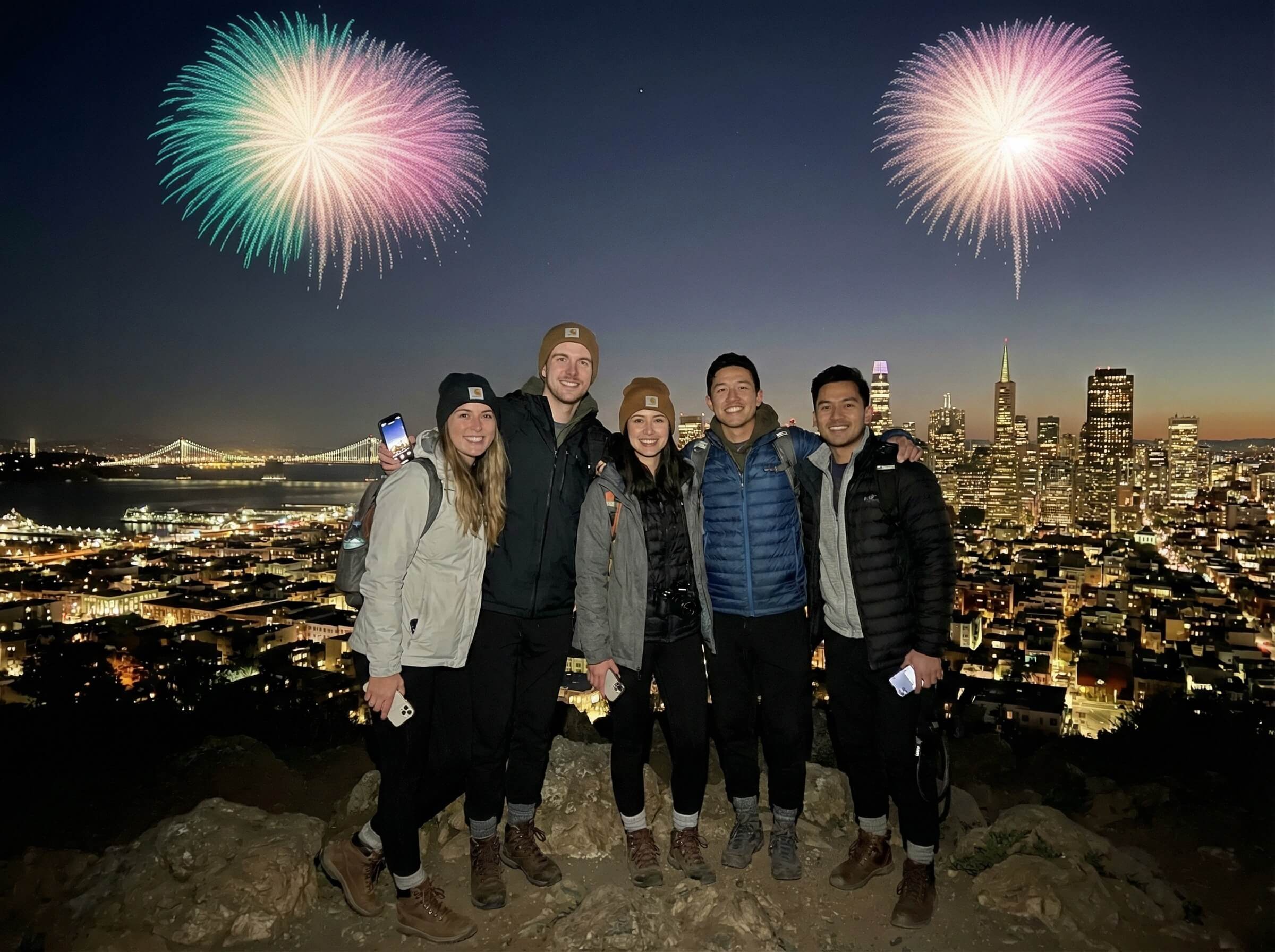 Se añaden fuegos artificiales a una foto de senderismo en San Francisco con Reemplazo con IA.