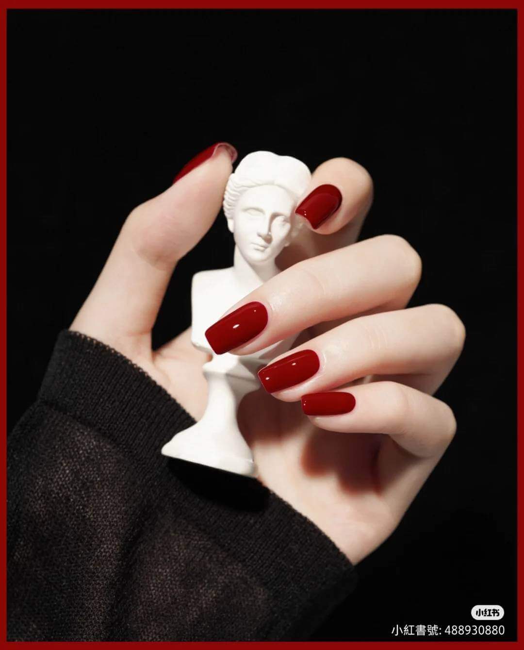 酒紅色美甲範本二：單色酒紅