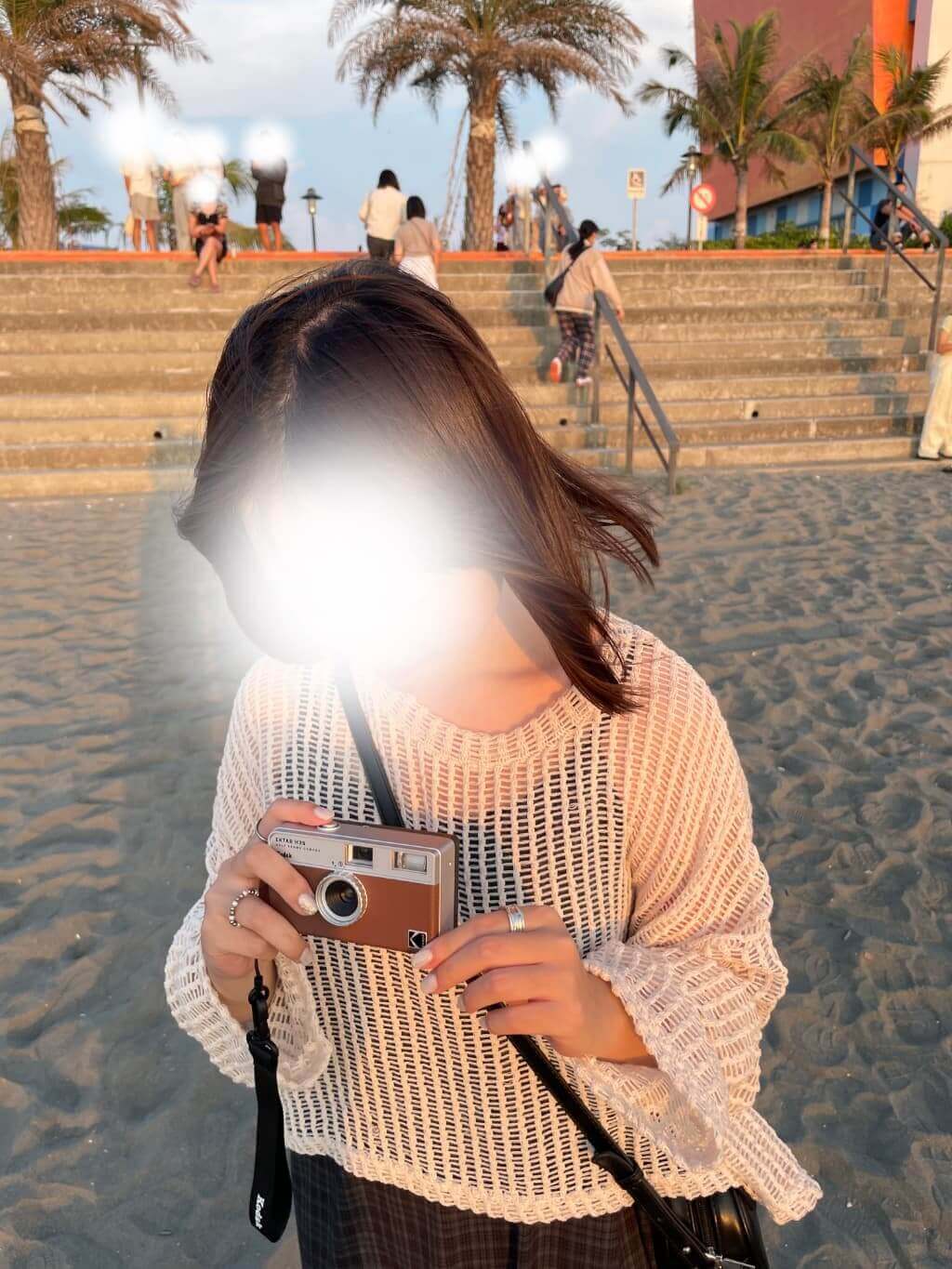 みんなやってる白いふわふわ顔隠し