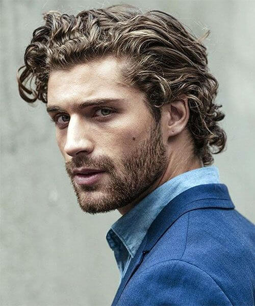 This hairstyle for curly hair is refined and slightly retro in the best way. Try on this hairstyle virtually in seconds using AI Agent tool.