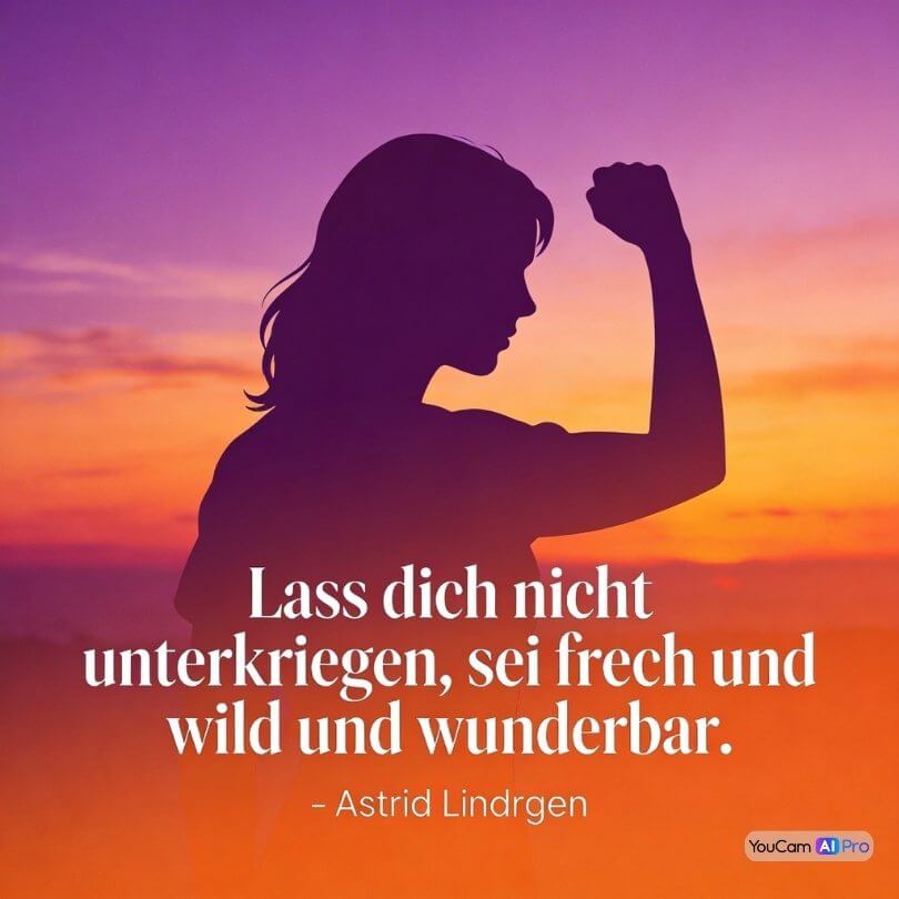 Inspirierendes Frauentag-Bild mit Silhouette einer Frau vor lila-orangenem Sonnenuntergang und Zitat 'Lass dich nicht unterkriegen, sei frech und wild und wunderbar' von Astrid Lindgren