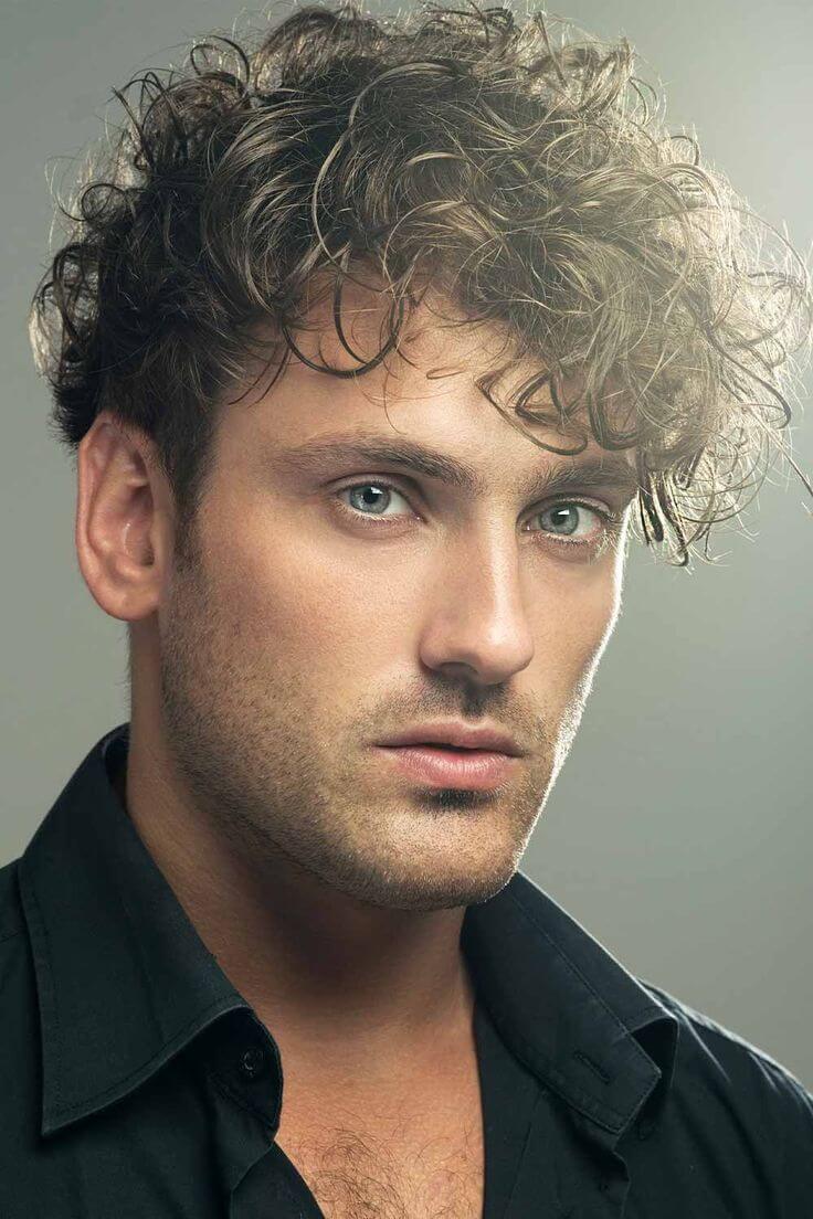 Try on this hairstyle for wavy hair before committing to a new look.