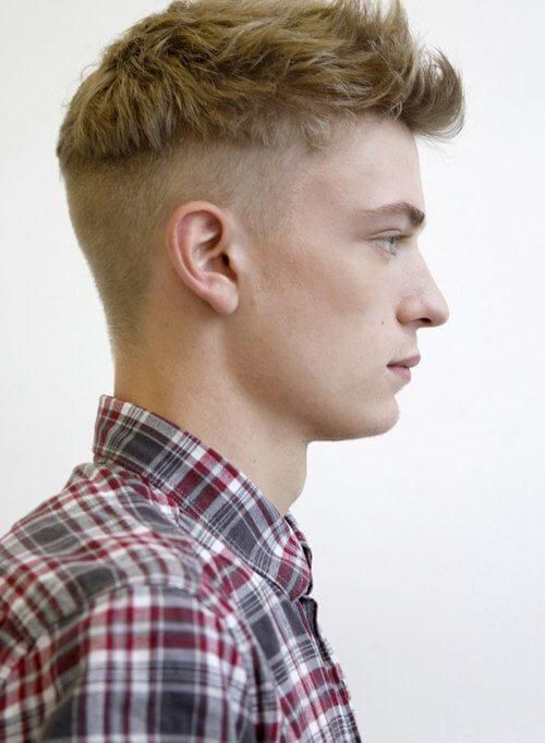 See yourself with this trendy hairstyle for men using AI Agent tool.