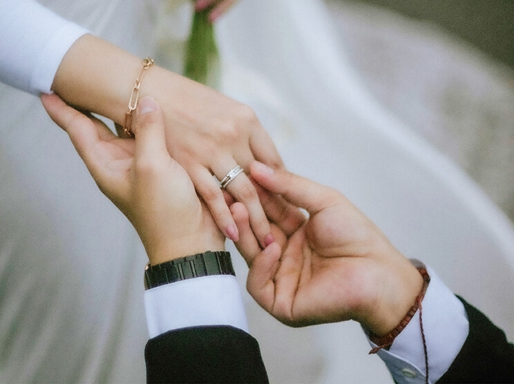 Capture a close shot of the rings during the ceremony for a classic wedding video moment. Keep this idea in mind for your wedding video.