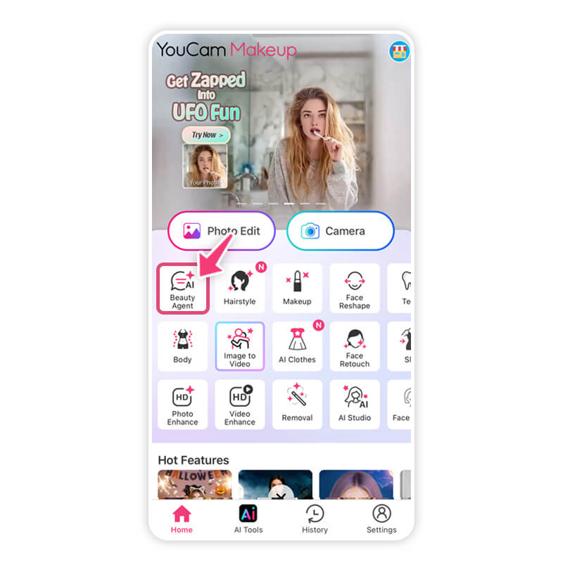 Tela principal do app YouCam Makeup com destaque para o botão do Agente de Beleza, ferramenta de análise de cores por IA.