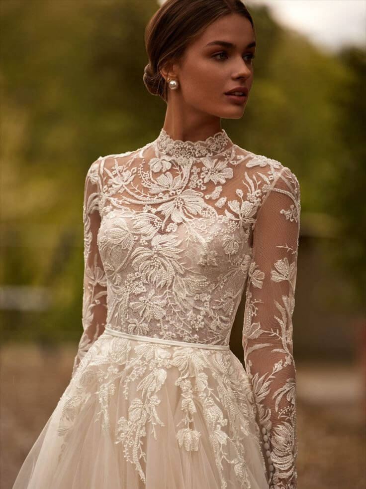 Fitted Sleeves Long Sleeve Wedding Dress