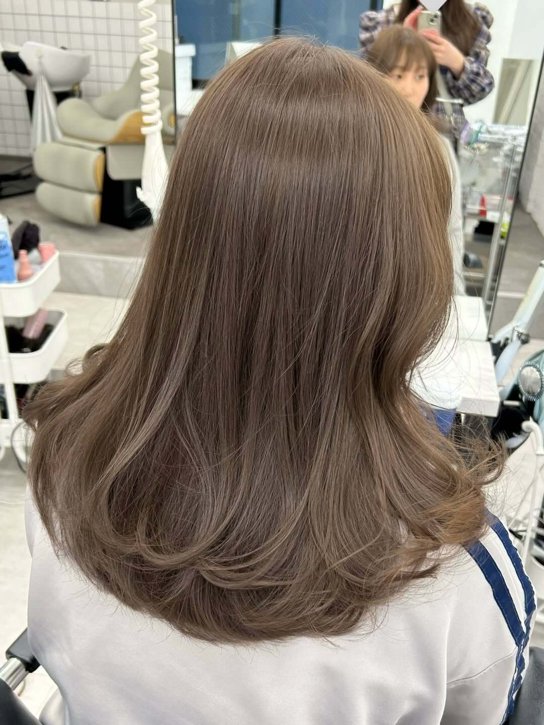 アッシュベージュ