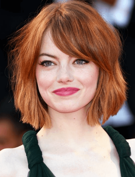 Coupe pour cheveux fins pour donner du volume : carré ondulé