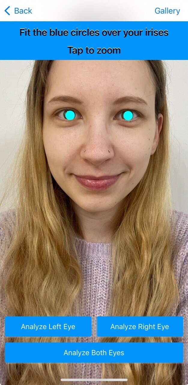 Eye Color Check App zeigt Iris-Scan mit blauen Markierungen zur Farbanalyse