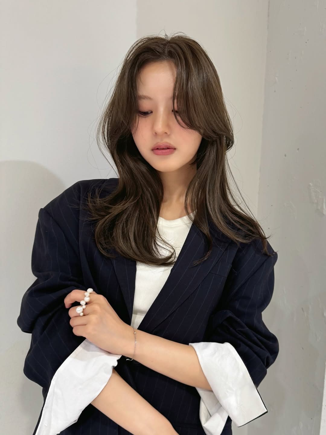 40代丸顔ぽっちゃりさんに似合うロングレイヤーヘア