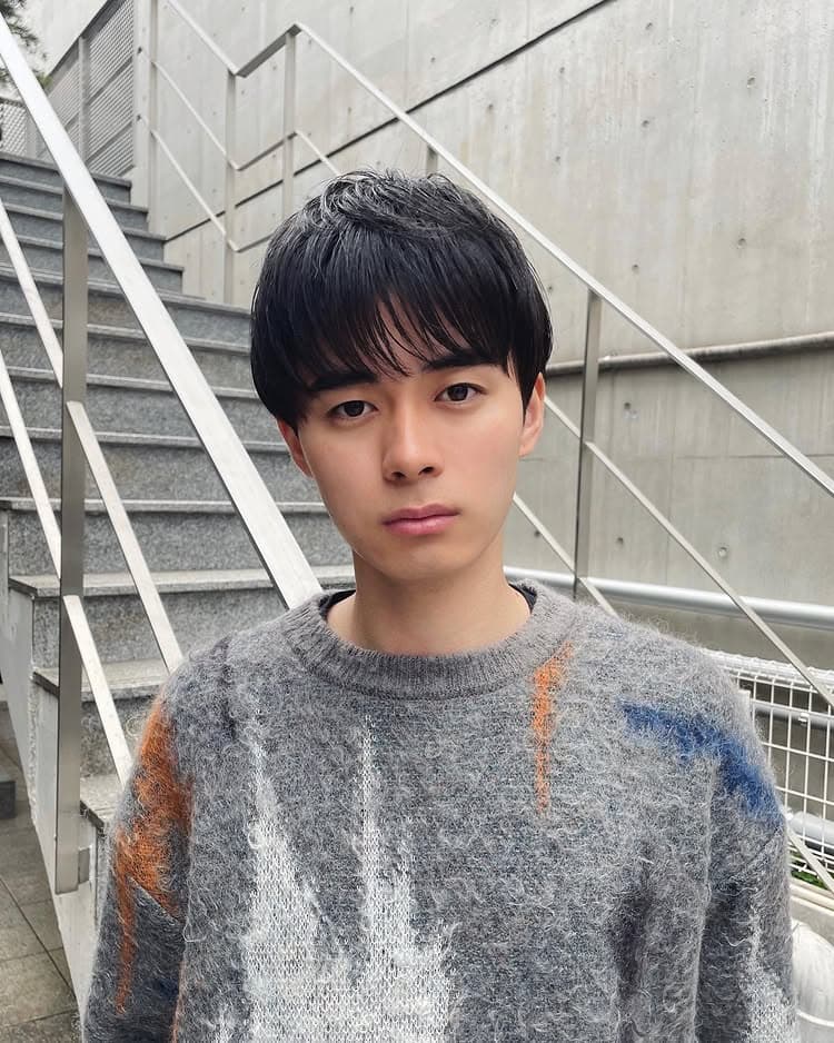 前髪ありメンズの大人マッシュショート 前髪ありメンズの大人マッシュショート