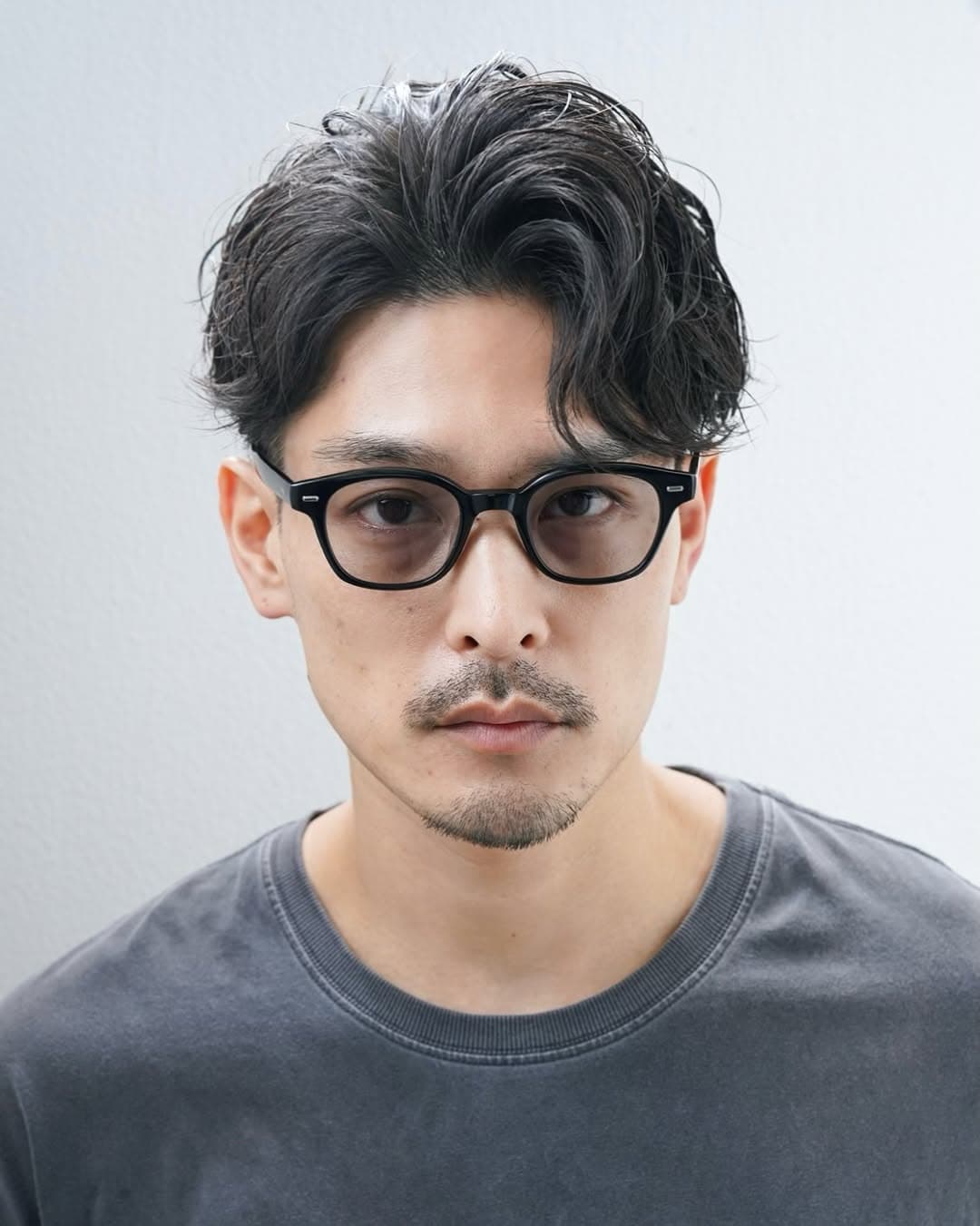 40代ビジネスマンにおすすめのルーズパーマ髪型 40代ビジネスマンにおすすめのルーズパーマ髪型